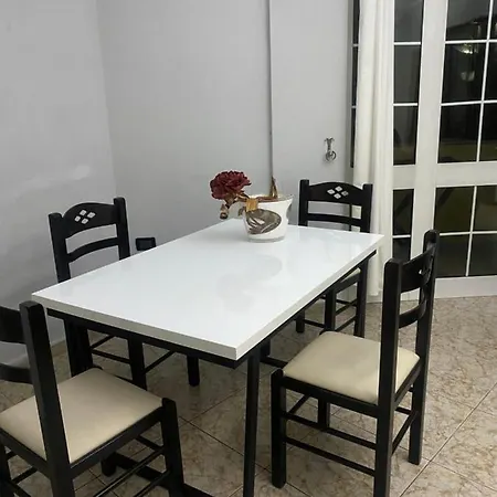 White Apartmán