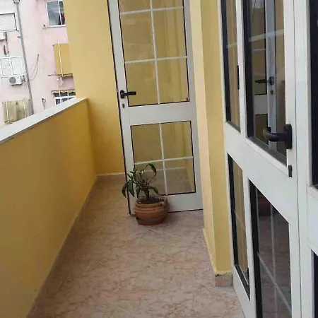 White Appartement Tirana